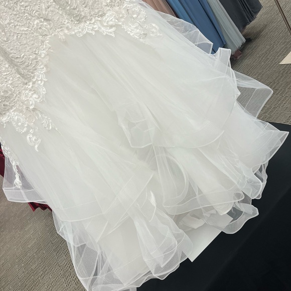 Sydney’s Closet Plus Size Mermaid Bridal Gown - Picture 2 of 12